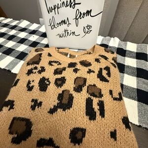 Xhilaration Tan and Black Leopard Print Sweater